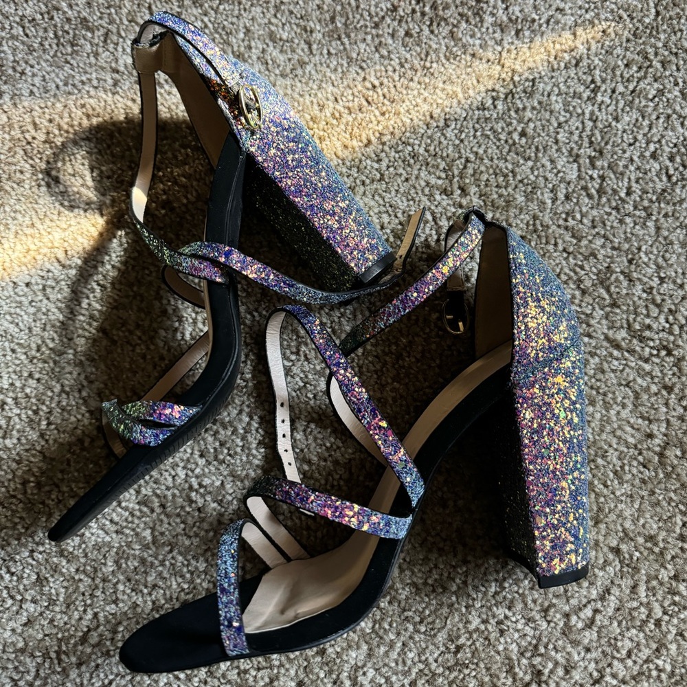 High Heeled Sandals - Picture 3 of 4